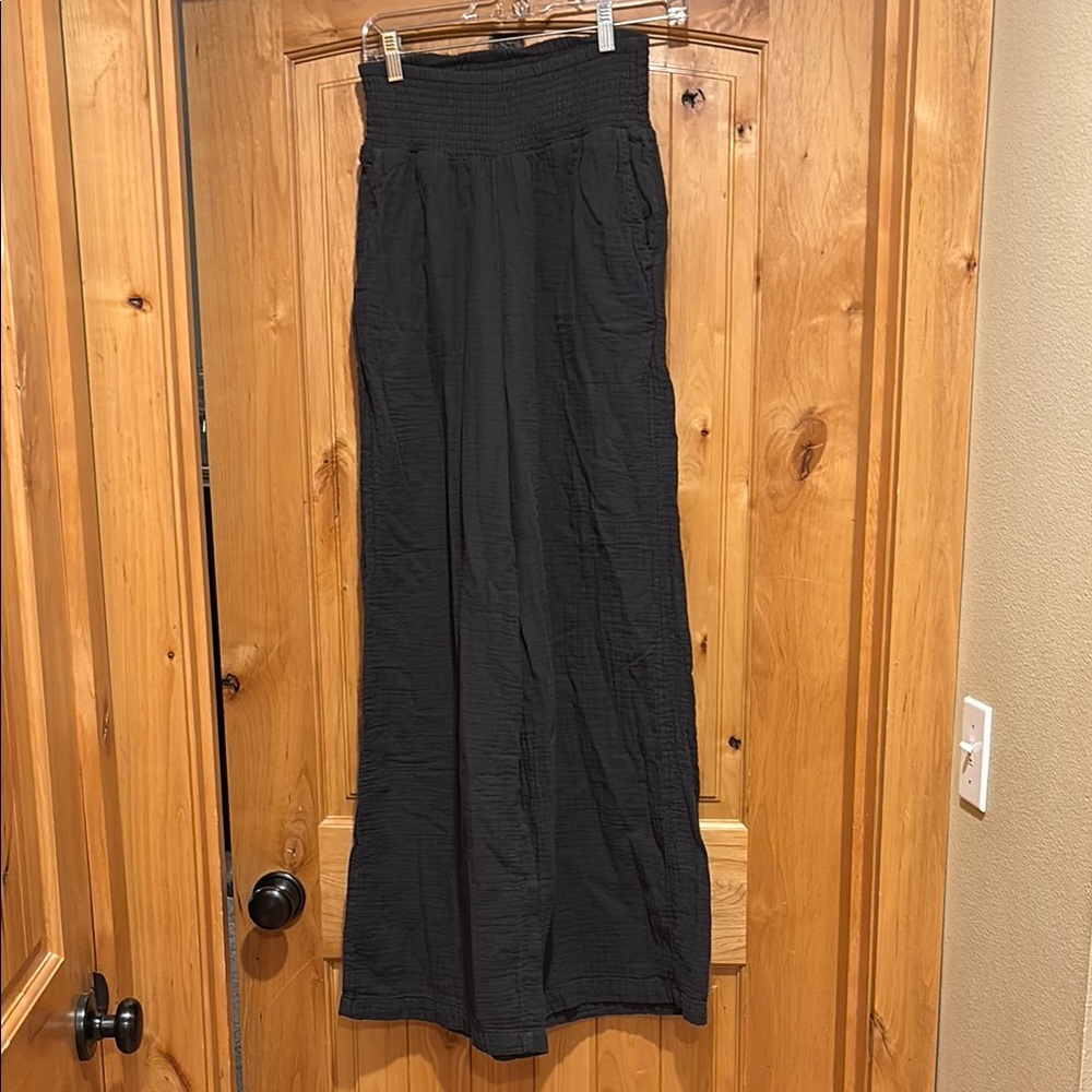 Billabong cotton palazzo pants with smocked waist